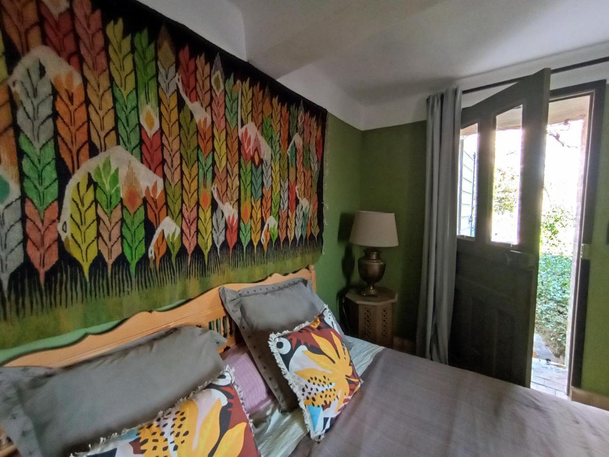 Bed and Breakfast La Fontaine Bargème Esterno foto