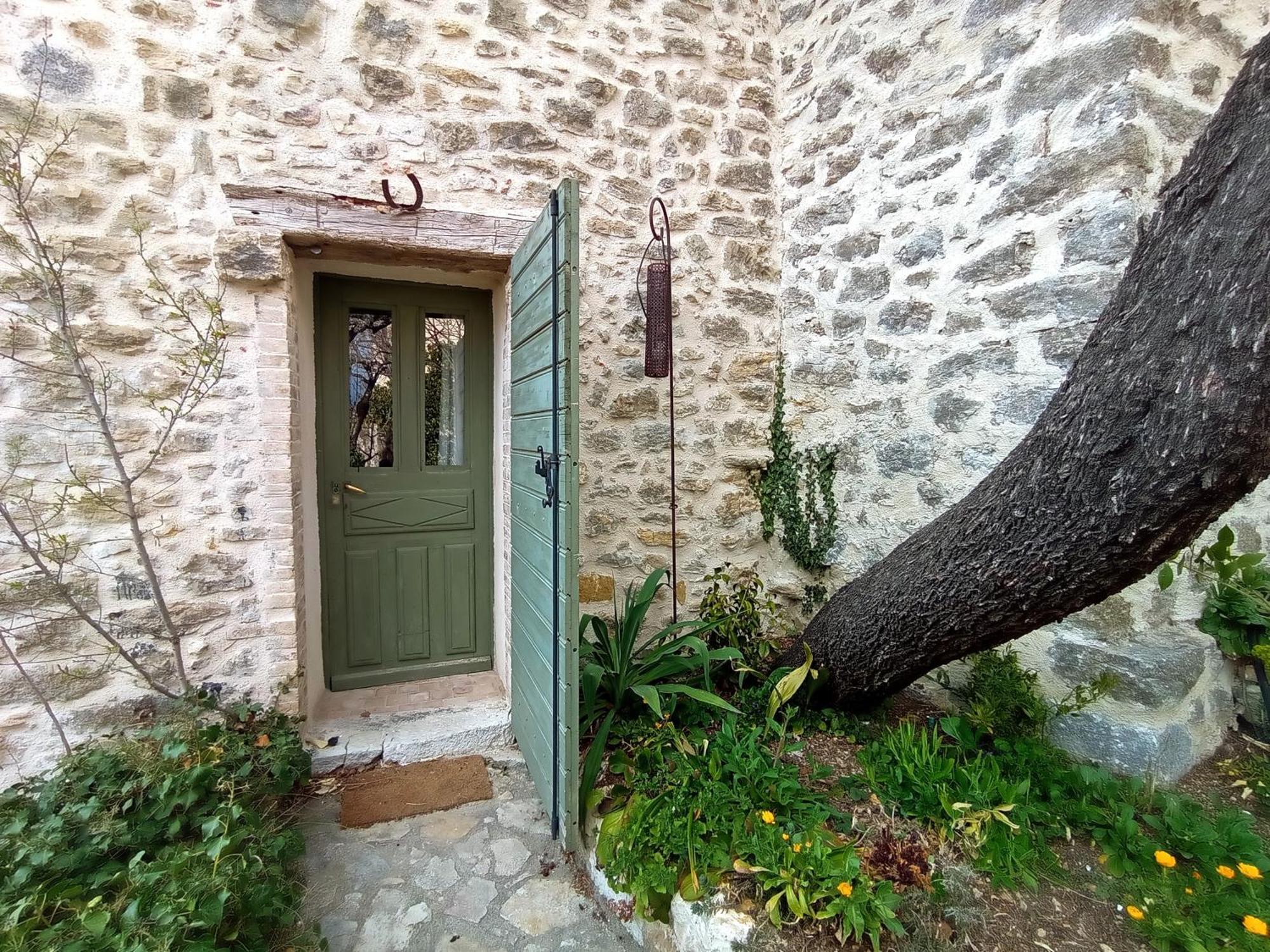 Bed and Breakfast La Fontaine Bargème Camera foto